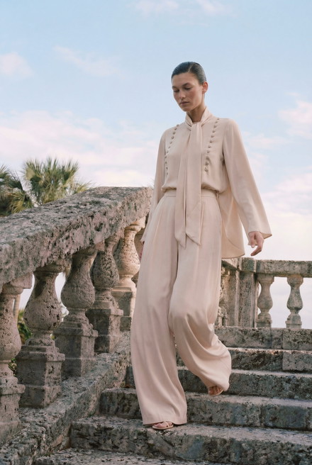 Mi̇ori̇ Mi̇sse Bri̇t Buttoned Soft-Touch Trouser Set - MIORI